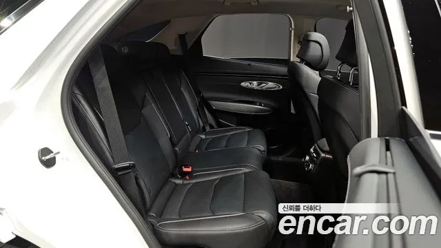 Genesis GV70 2023 Белый из Кореи, фото 2