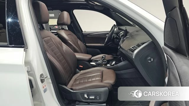 BMW X3 (G01) 2022 Белый из Кореи, фото 2