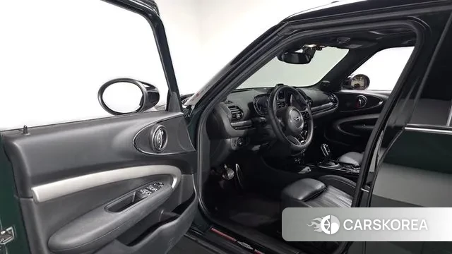 Mini Cooper S Clubman 2023 Зеленый из Кореи, фото 2