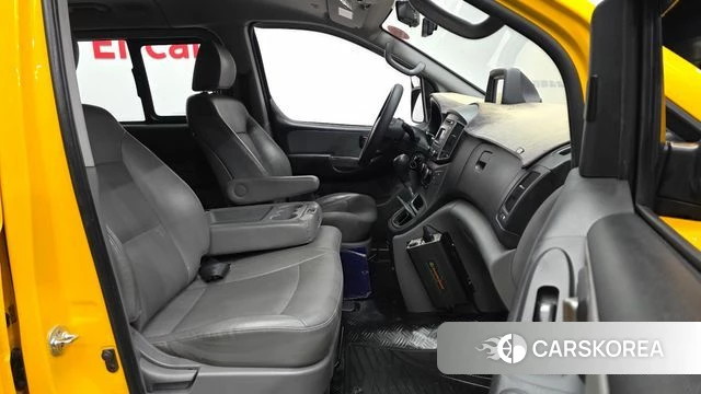 Hyundai The New Grand Starex 2018 Желтый из Кореи, фото 2