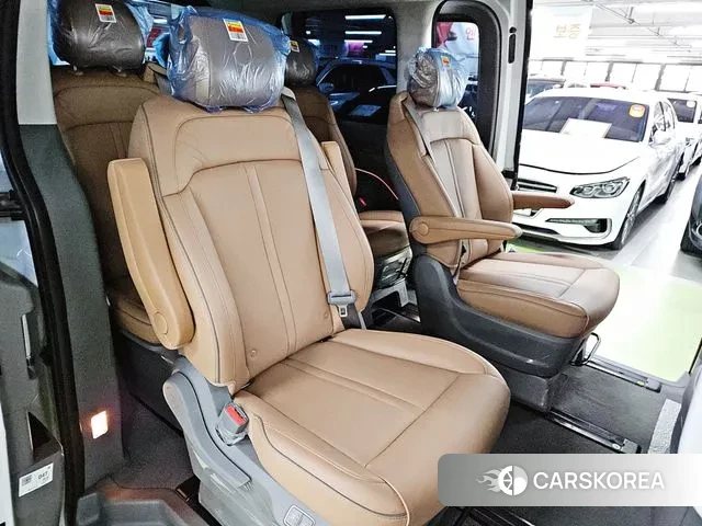 Hyundai Staria 2024 Белый из Кореи, фото 2