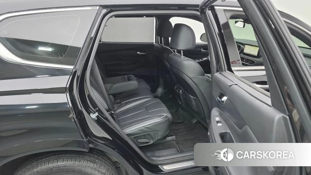 Hyundai The New Santa Fe 2023 Черный из Кореи, фото 2