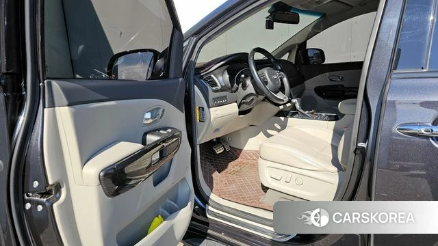 Kia The New Carnival 2019 Серый из Кореи, фото 2