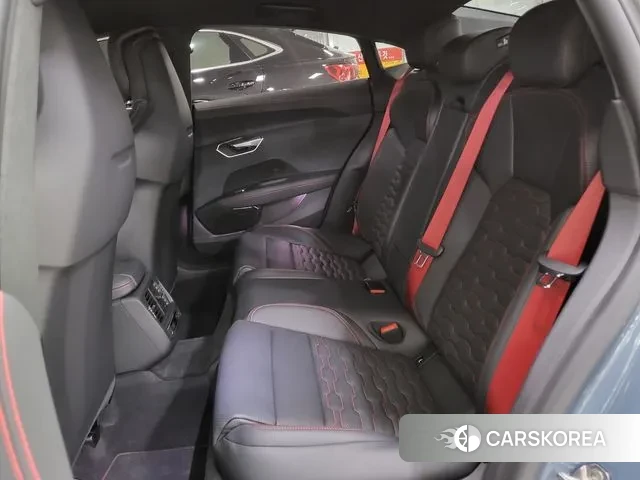 Audi RS e-Tron GT 2022 Синий из Кореи, фото 2