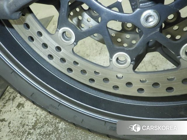 Проданный Honda CB650R id 3999427 из Японии