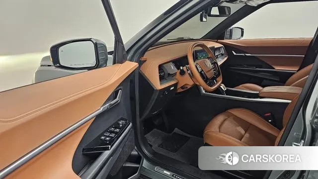 Ssangyong Torres 2023 Темно-зеленый из Кореи, фото 2