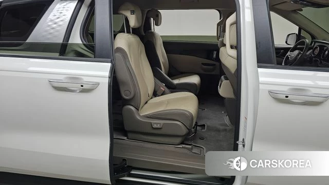 Kia Carnival 4th generation 2022 Белый из Кореи, фото 2