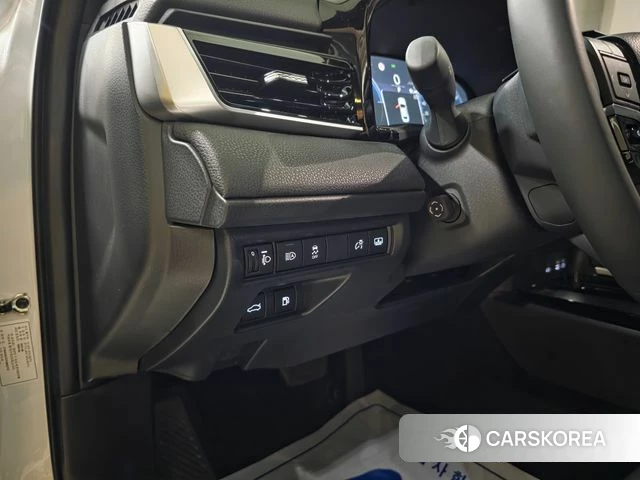 Toyota Camry (XV80) 2025 Белый из Кореи, фото 2