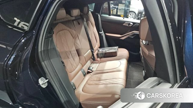 BMW X6 (G06) 2023 Черный из Кореи, фото 2