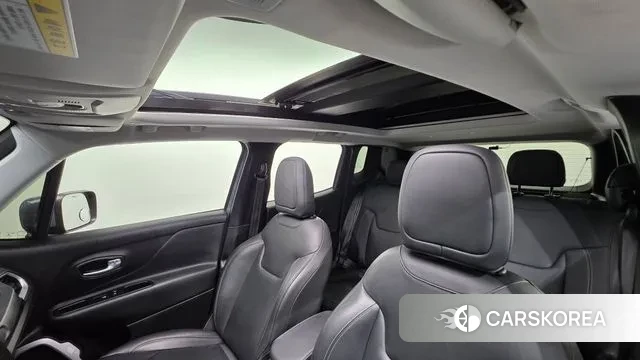 Jeep Renegade 2018 Небесно-голубой из Кореи, фото 2