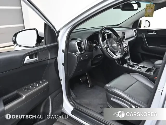 Kia Sportage The Bold 2021 Серебряный из Кореи, фото 2