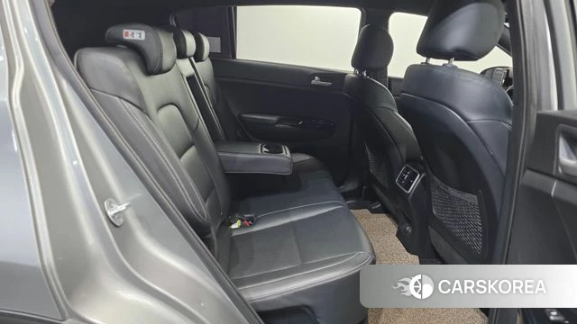 Kia Sportage The Bold 2019 Серебристо-серый из Кореи, фото 2