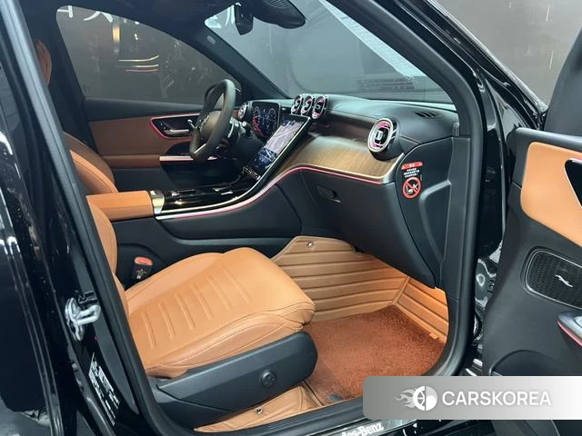 Mercedes-Benz GLC 2025 Черный из Китая, фото 2