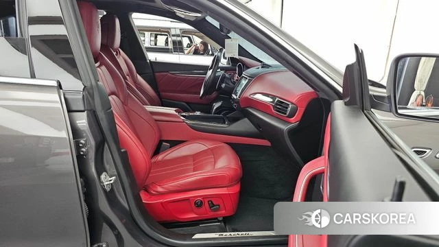 Maserati Levante 2019 Серый из Кореи, фото 2