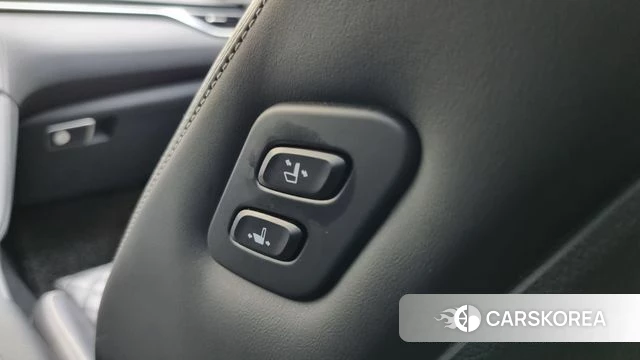 Genesis G70 2019 Красный из Кореи, фото 2