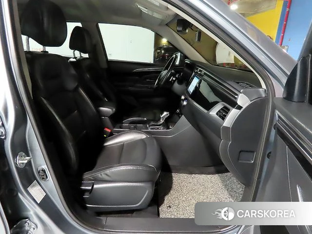 Ssangyong Beautiful Korando 2022 Серый из Кореи, фото 2