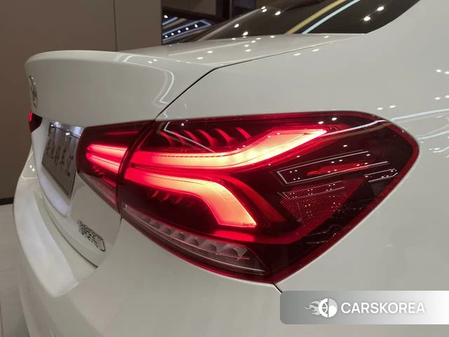 Mercedes-Benz Class A 2022 Белый из Китая, фото 2