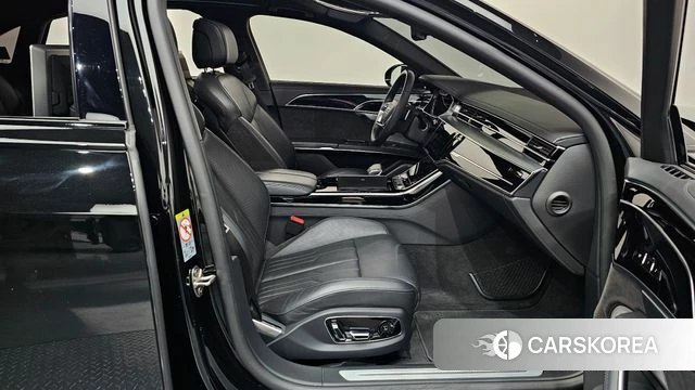 Audi A8 (D5) 2021 Черный из Кореи, фото 2