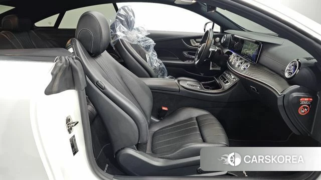 Mercedes-Benz E-Class W213 2022 Белый из Кореи, фото 2