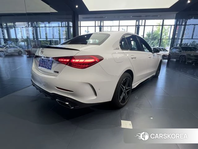 Mercedes-Benz Class C 2024 Белый из Китая, фото 2