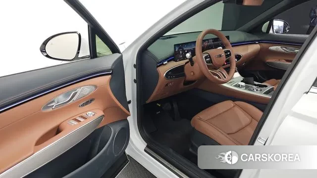 Genesis GV70 2025 Белый из Кореи, фото 2