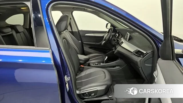 BMW X1 (F48) 2018 Синий из Кореи, фото 2