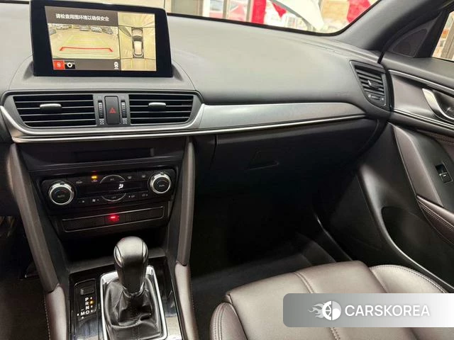 Mazda CX-4 2023 Белый из Китая, фото 2