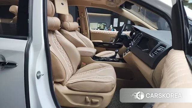 Kia The New Carnival 2018 Белый из Кореи, фото 2