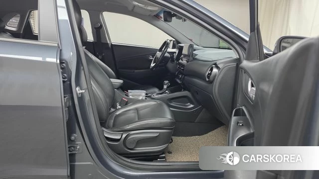 Hyundai The New Kona 2021 Серый из Кореи, фото 2