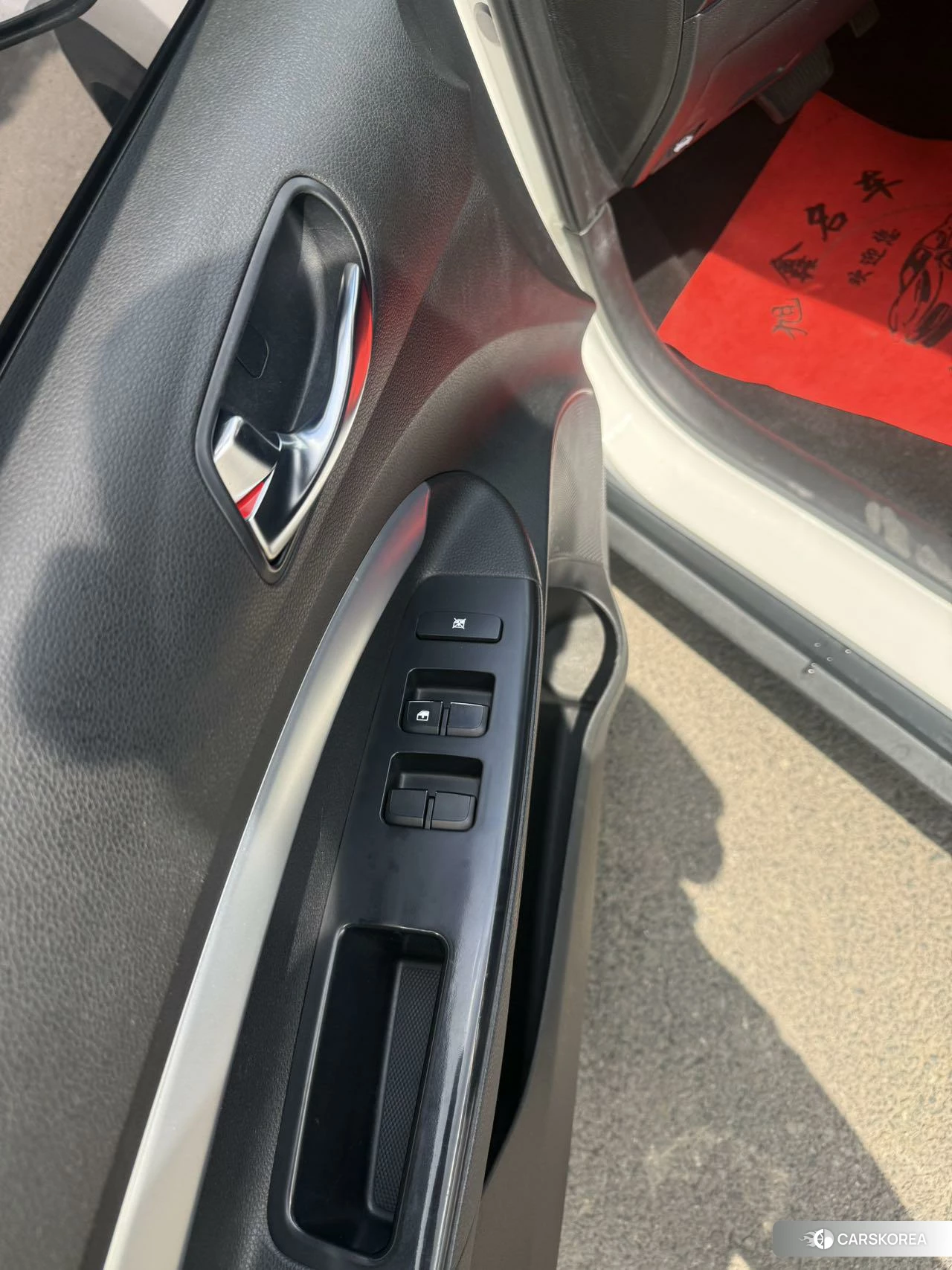 Kia Yi Ran 2021 Белый из Китая, фото 2