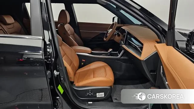 Ssangyong Torres 2023 Черный из Кореи, фото 2