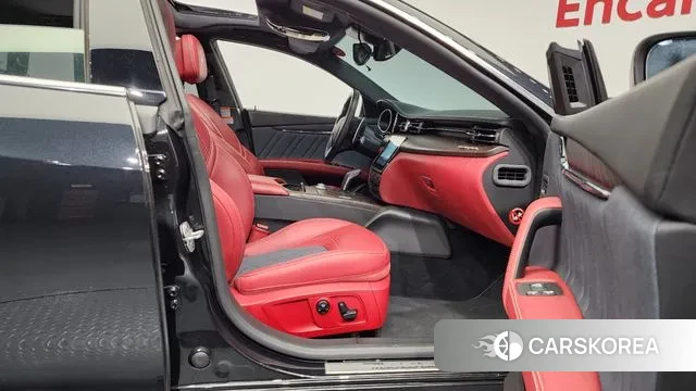 Maserati Quattroporte id 3484036 из Кореи 2