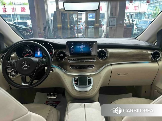 Mercedes-Benz V-class 2022 Черный из Китая, фото 2