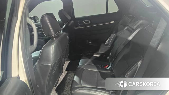 Ford Explorer 2018 Белый из Кореи, фото 2