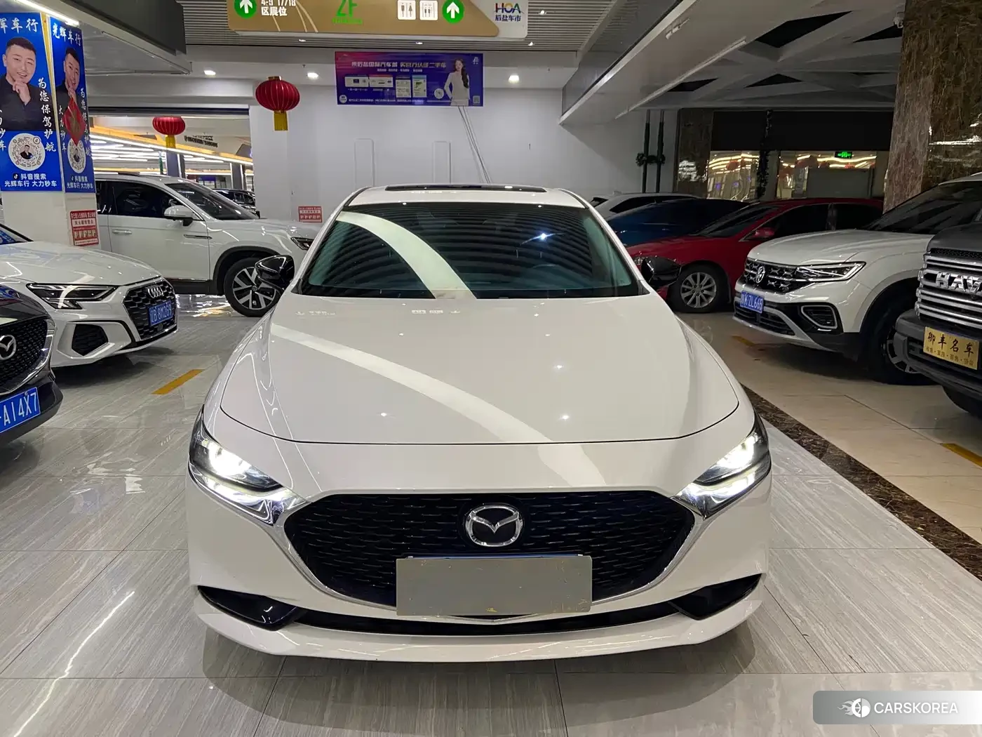 Mazda 3 2023 Белый из Китая, фото 2
