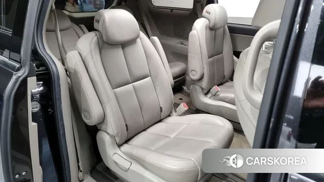 Kia The New Carnival 2019 Серый из Кореи, фото 2