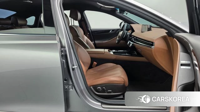 Genesis G80 (RG3) 2022 Серебристо-серый из Кореи, фото 2