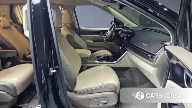 Kia Carnival 4th generation 2022 Черный из Кореи, фото 2