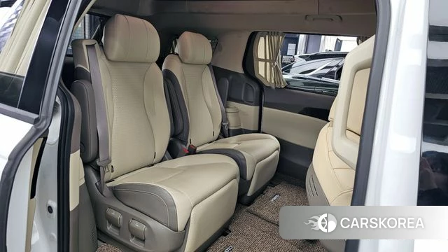 Kia Carnival 4th generation 2023 Белый из Кореи, фото 2