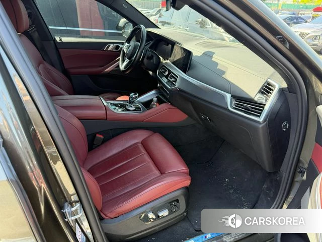 BMW X6 (G06) 2021 Песочный из Кореи, фото 2