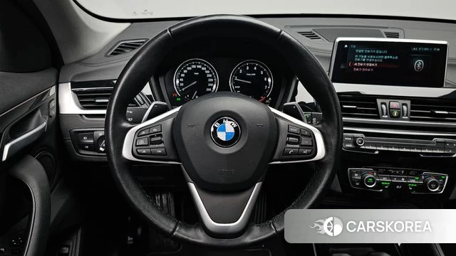 BMW X1 (F48) 2022 Белый из Кореи, фото 2