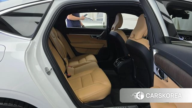 Volvo S90 2025 Белый из Кореи, фото 2