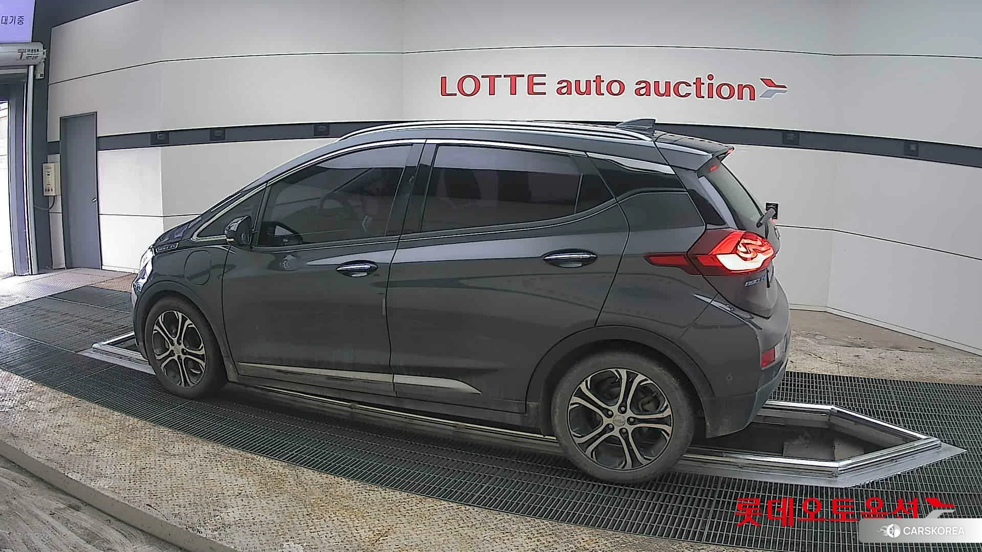 Korea G M Bolt (EV) 2019 Metallic Gray из Кореи, фото 2