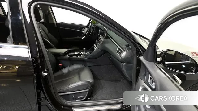 Genesis G70 2018 Черный из Кореи, фото 2