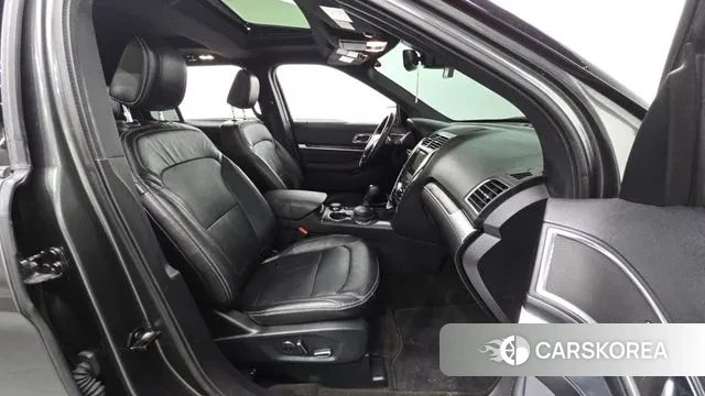 Ford Explorer 2018 Серый из Кореи, фото 2
