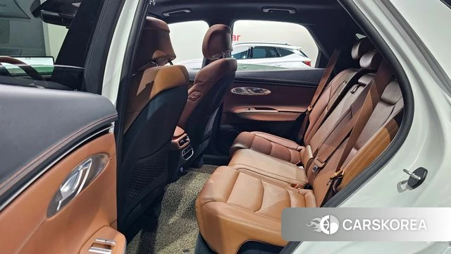 Genesis GV70 2023 Белый из Кореи, фото 2