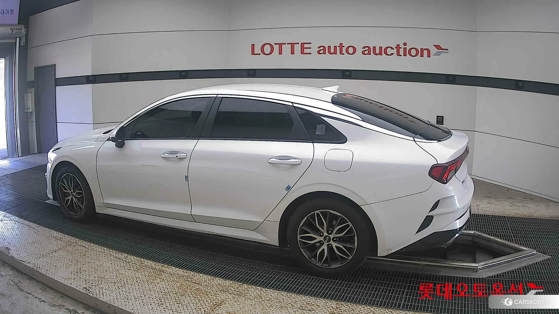 Kia K5 2021 Snow White Pearl (optional) из Кореи, фото 2