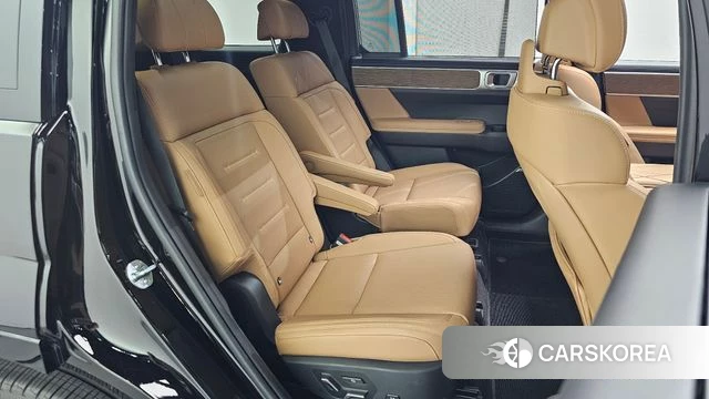 Hyundai Santa Fe (MX5) 2024 Черный из Кореи, фото 2