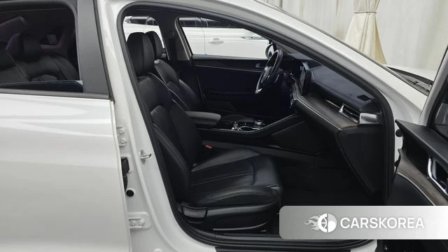 Kia K5 3rd generation 2021 Белый из Кореи, фото 2