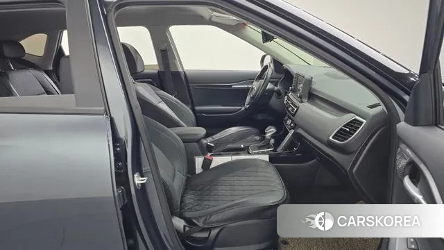 Kia Seltos 2021 Серый из Кореи, фото 2